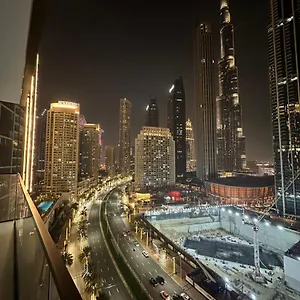 apt-burj-crown-2br-with-panoramic-burj-khalifa-view.sharjah-hotels.com/