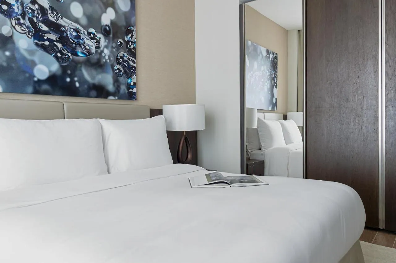 Jumeirah Living Marina Gate Dubai